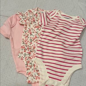 Old Navy Pink Striped and Floral Baby Bodysuit Trio 3-6 month